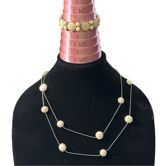 Napier Set of 2 Silver Tone Simulated Oval Cream Pearl Beads Necklace & Bracelet - Picture 1 of 12